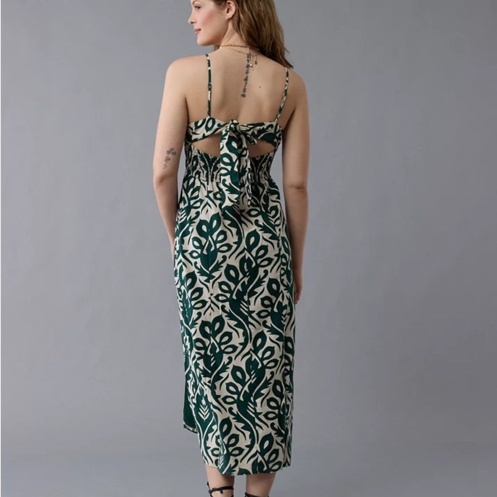 American Eagle Elegant Green Patterned Women's Dr… - image 3